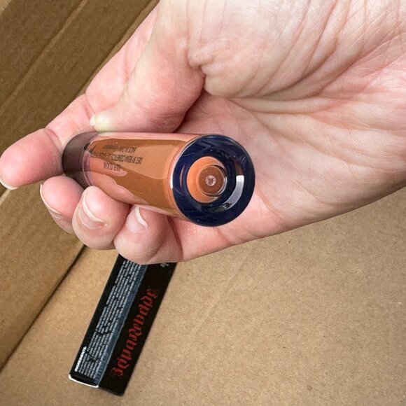 Reina Rebelde Mordida Lip Stain in Primer Beso - Picture 4 of 15